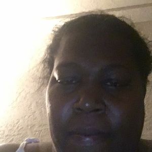 Meet your Posher, Tonia